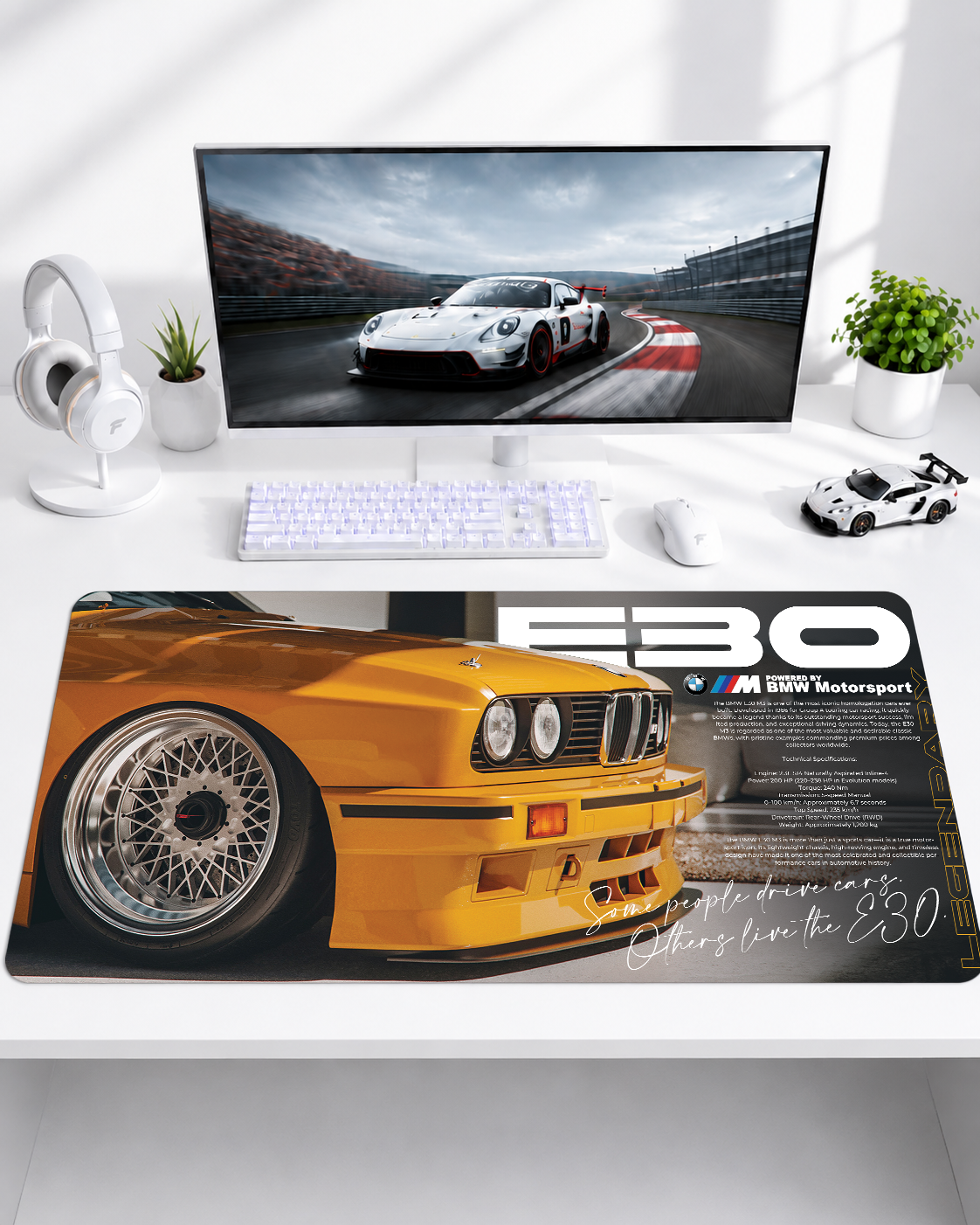 BMW E30 M3 Sarı Mousepad
